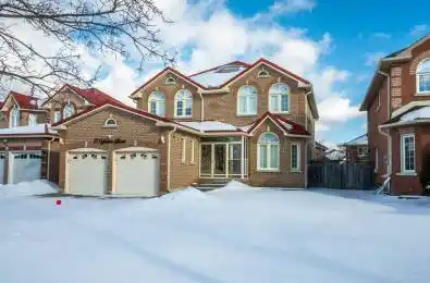 17 Walden Street Markham Ontario L3S 3M1