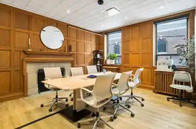 287 Macpherson Avenue Unit# 202 Toronto C02 Ontario M4V 1A4