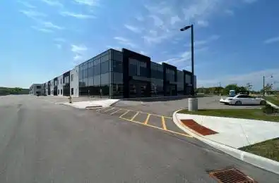 45 Eric T Smith Way Unit# 5 Aurora Ontario L4G 3Z8