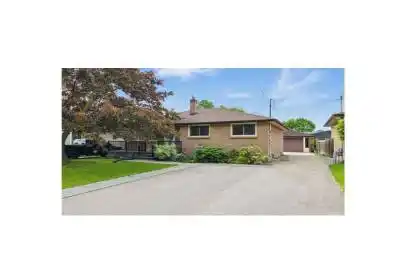 197 Atkinson Boulevard London East Ontario N5W 4Z5