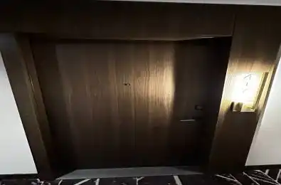 280 Howland Avenue Unit# 17 Toronto C02 Ontario M5R 0C3