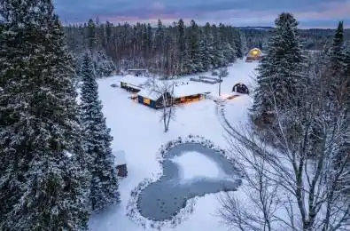 1076 Beaver Lane Springwater Ontario L9X 0M1